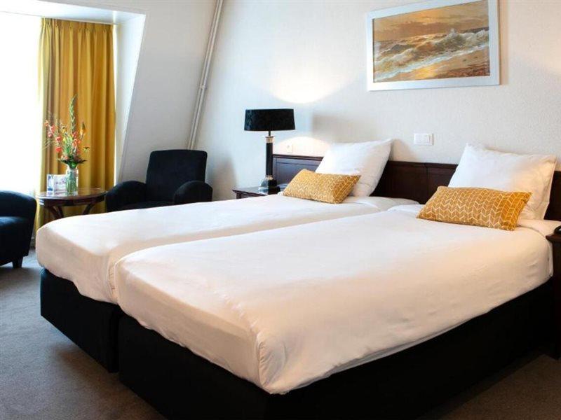 Hotel De Blaauwe Leeuw Terneuzen Esterno foto