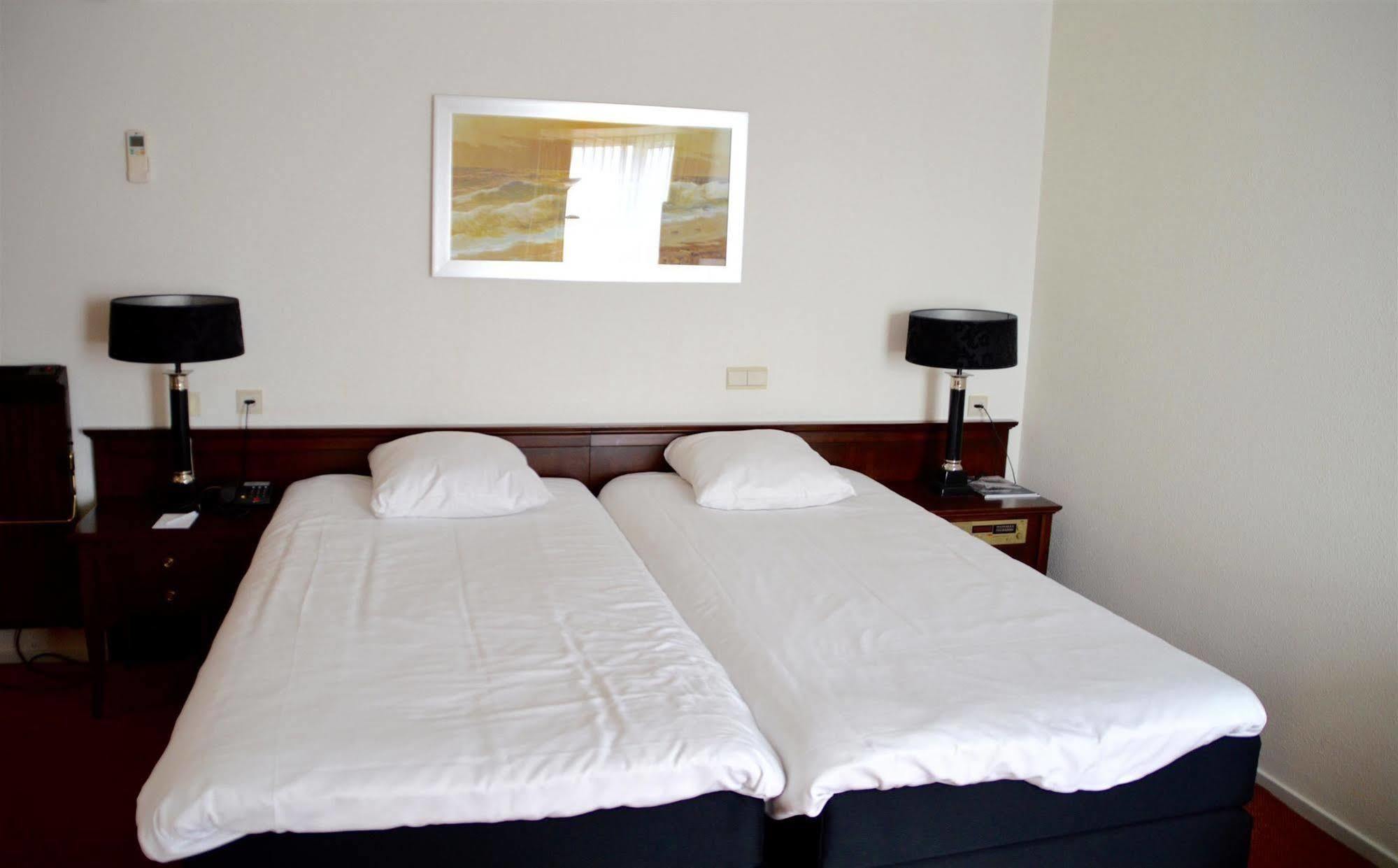 Hotel De Blaauwe Leeuw Terneuzen Esterno foto