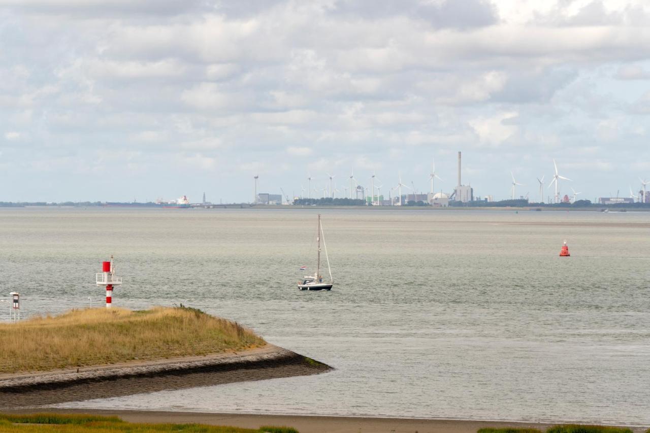 Hotel De Blaauwe Leeuw Terneuzen Esterno foto